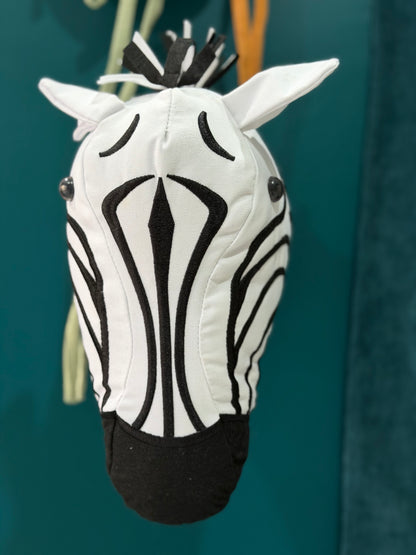 Cabeza colgante de zebra